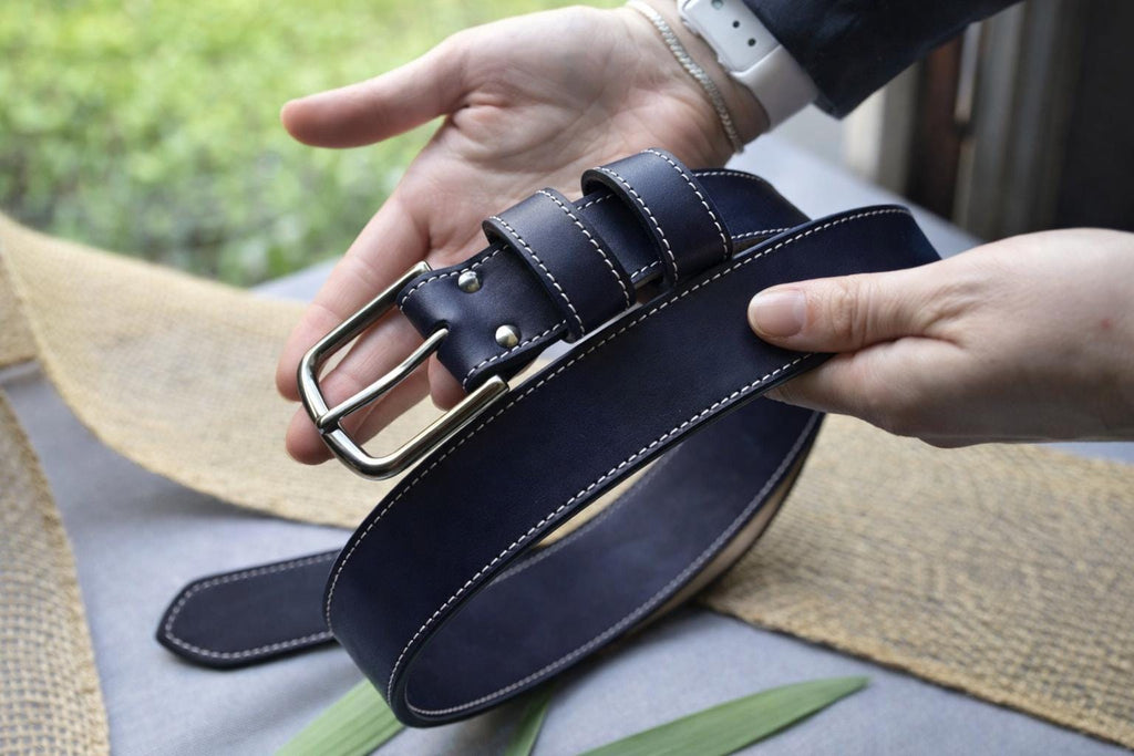 American Made Full Grain, English Bridle Leather Belt – Sedgwick & Co. Navy