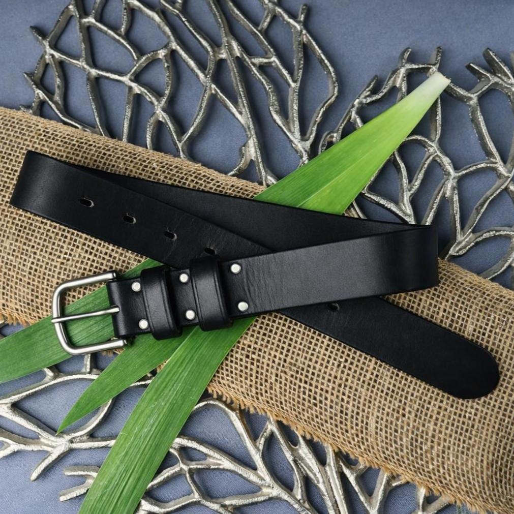 American Made Full Grain Vegetable Tanned Leather Belt, Hermann Oak Tannery, Black